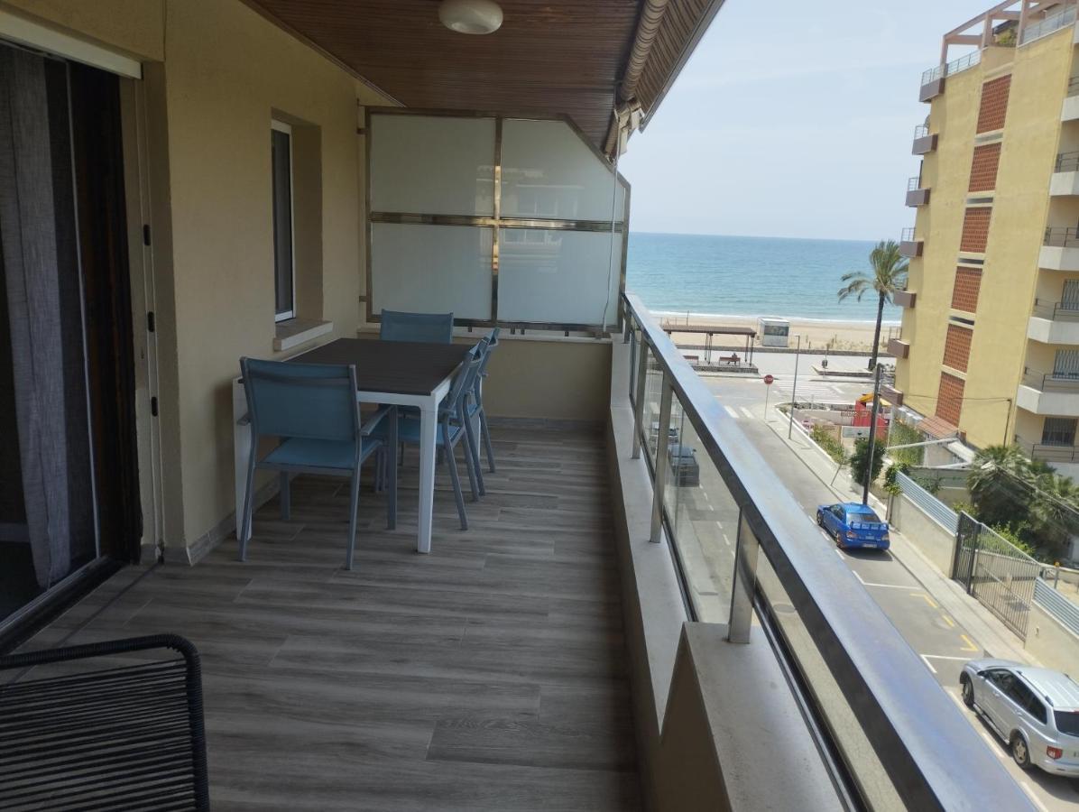 Atico Frente Al Mar Con Parking Para 5 Personas Calafell Exterior foto